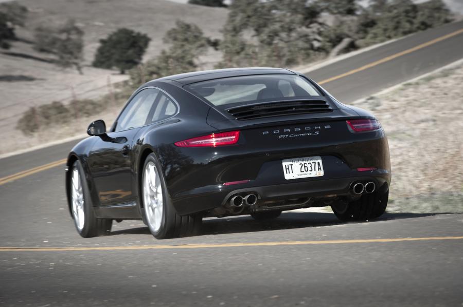  Porsche 911 Carrera S 2012 года  (фото 33 из 155)